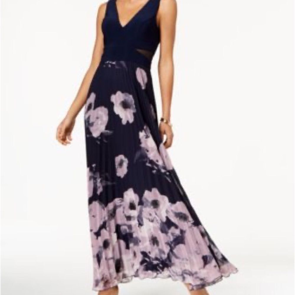 X by Xscape Elegant Floral pleaded Dress *SIZE: 6P‎